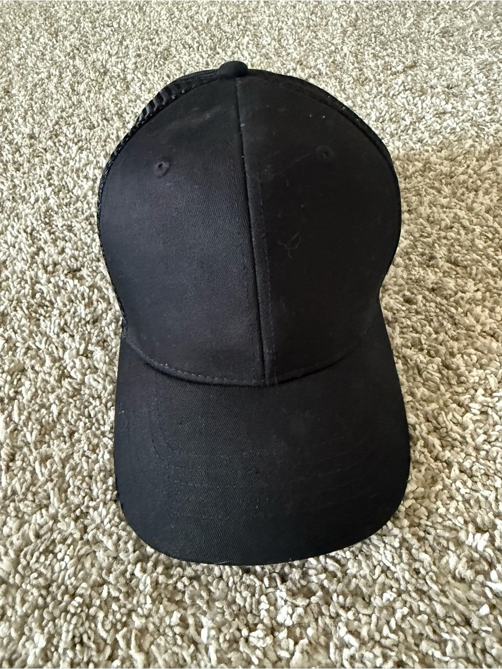Everyday Black Mesh-Back Baseball Hat